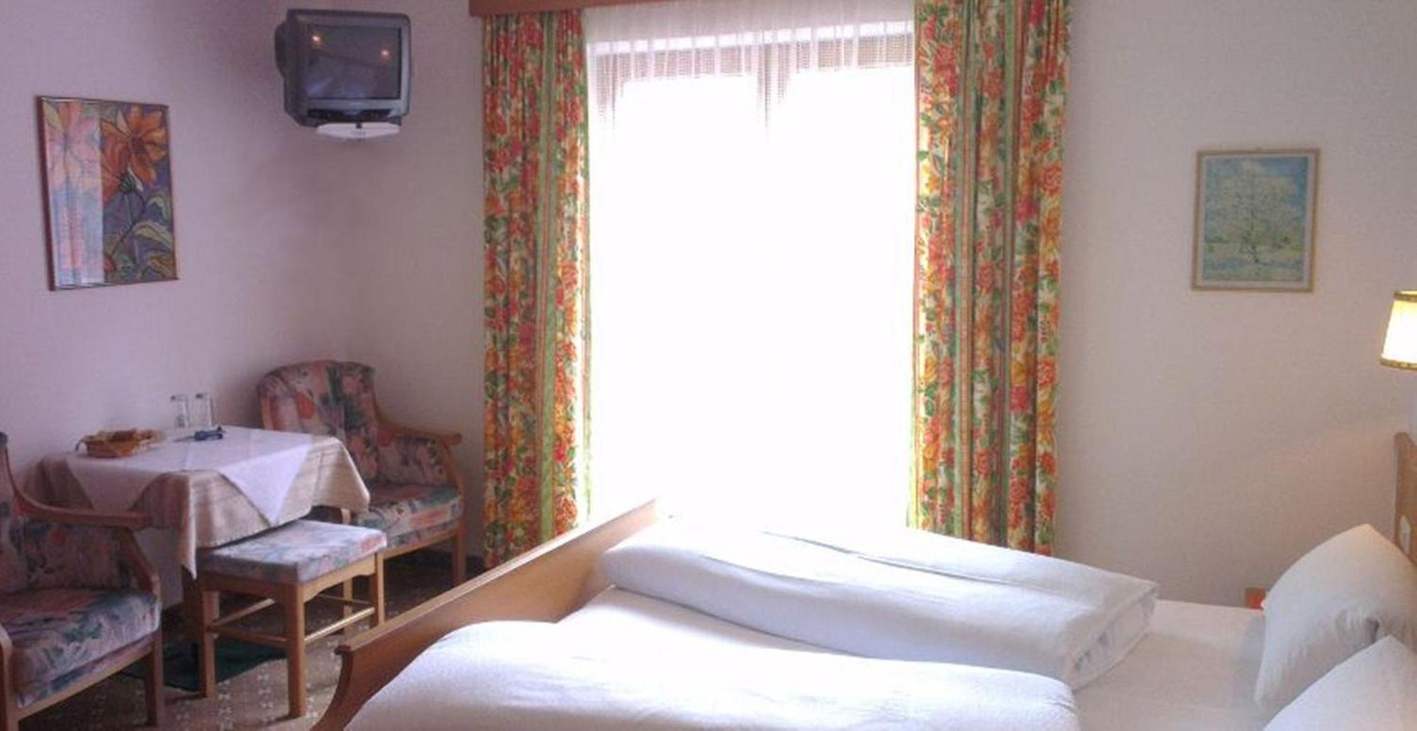 Hotel Haus Monika Und Haus Claudia Mayrhofen Camera foto