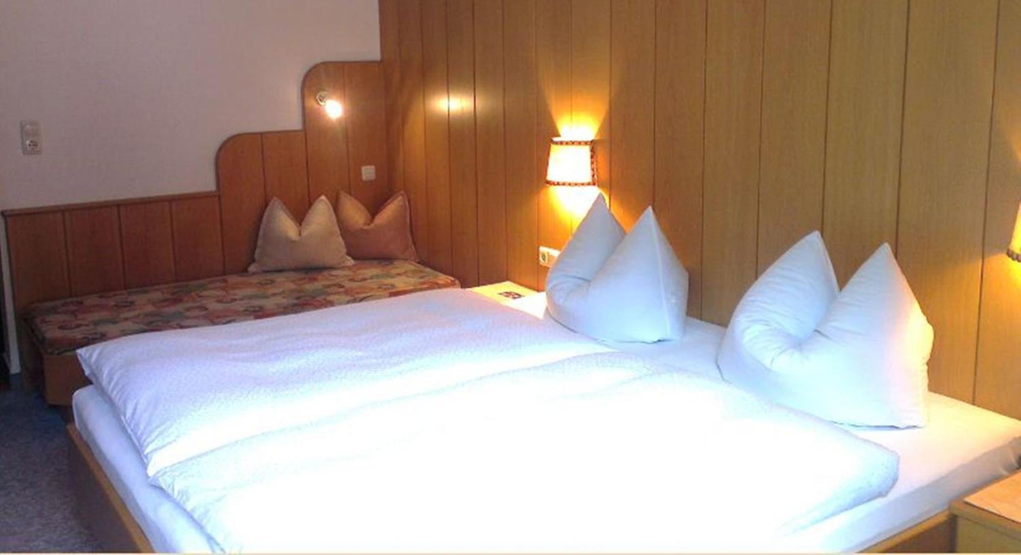 Hotel Haus Monika Und Haus Claudia Mayrhofen Camera foto